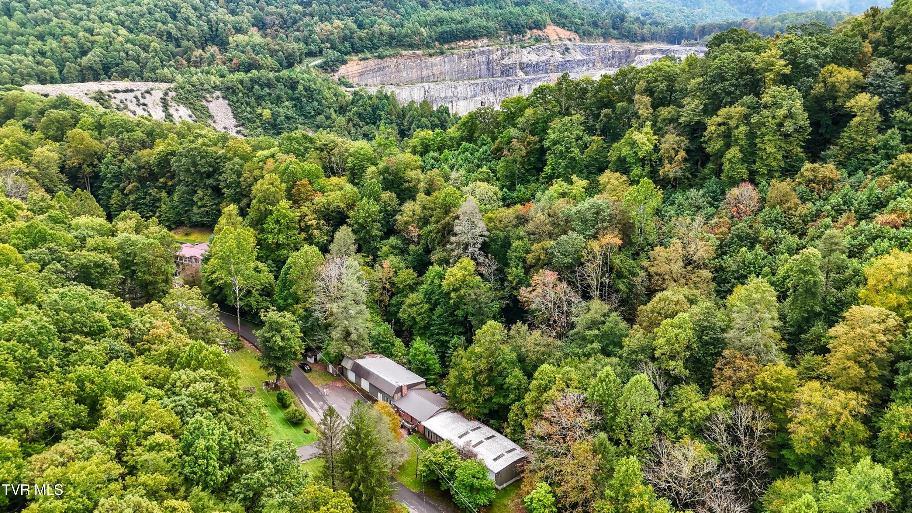 6430 Hoot Owl Hollow Road Norton, VA 24273 - Photo 15 of 16 IMG_7226