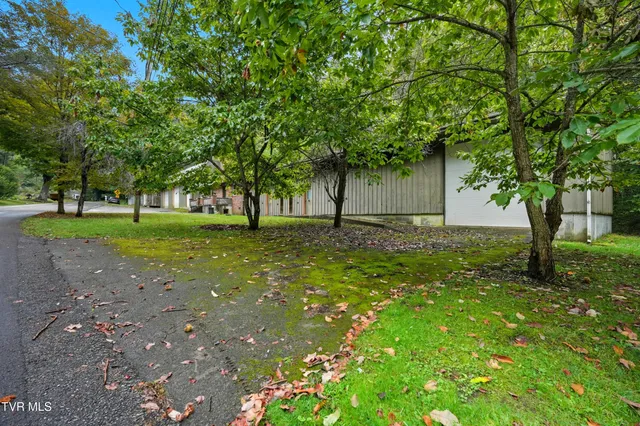 $175,000 | 6430 Hoot Owl Hollow Road, Norton, VA 24273