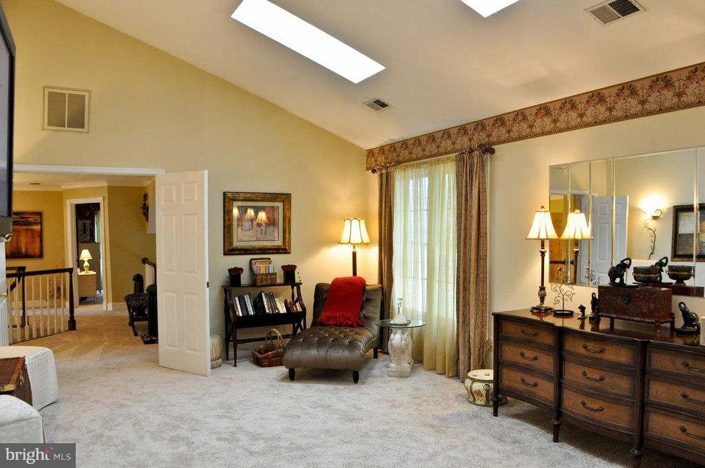 60 Rutherford Circle Sterling, VA 20165 - Photo 20 of 30 Bedroom (Master)