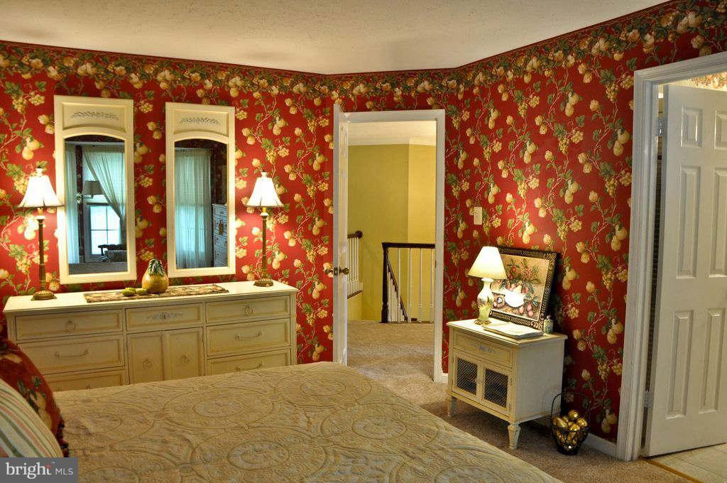 60 Rutherford Circle Sterling, VA 20165 - Photo 23 of 30 Bedroom