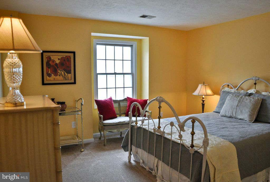 60 Rutherford Circle Sterling, VA 20165 - Photo 24 of 30 Bedroom