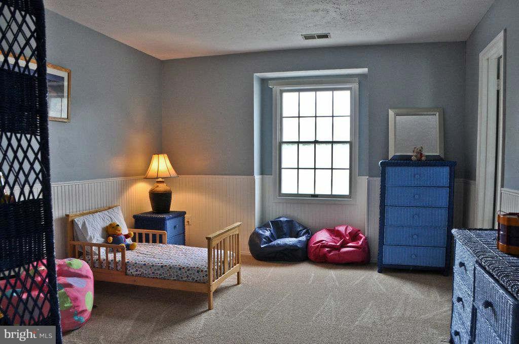 60 Rutherford Circle Sterling, VA 20165 - Photo 26 of 30 Bedroom