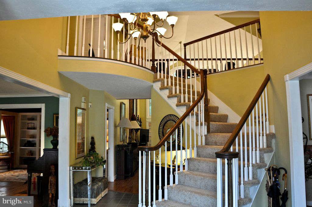 60 Rutherford Circle Sterling, VA 20165 - Photo 4 of 30 Interior (General)