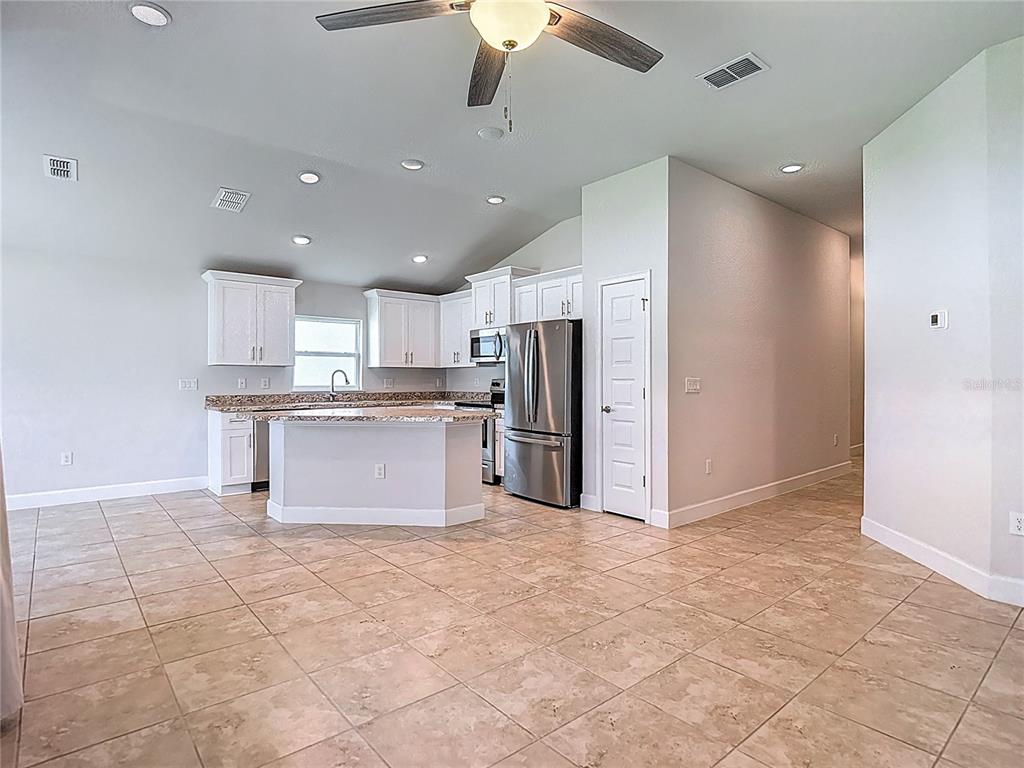 14917 Tropical Violet Way Wimauma, FL 33598 - Photo 13 of 77