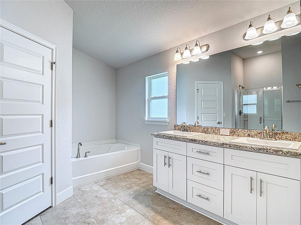 14917 Tropical Violet Way Wimauma, FL 33598 - Photo 30 of 77