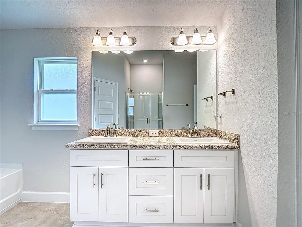 14917 Tropical Violet Way Wimauma, FL 33598 - Photo 31 of 77