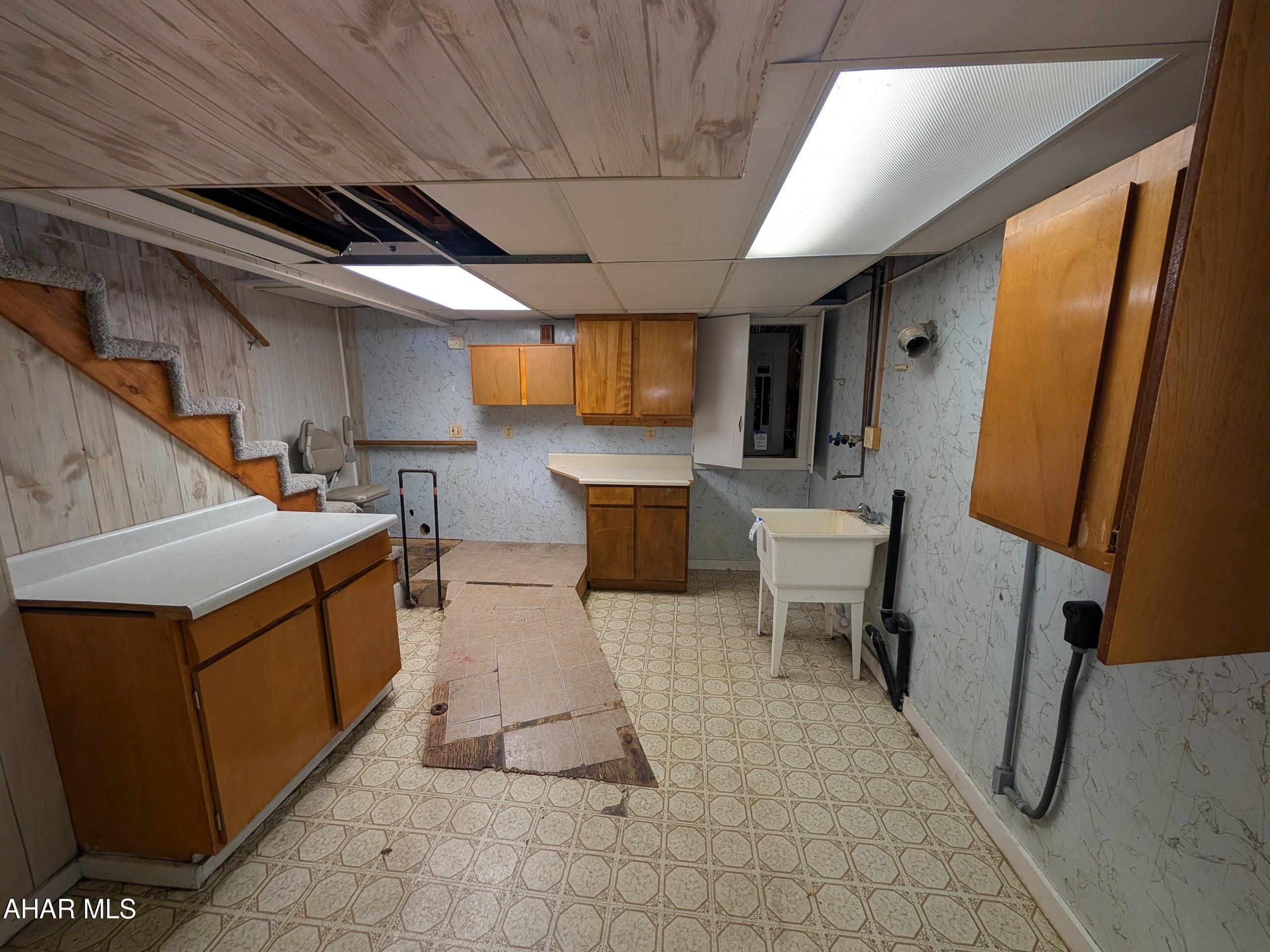 533 Wheeland Road Duncansville, PA 16635 - Photo 19 of 33