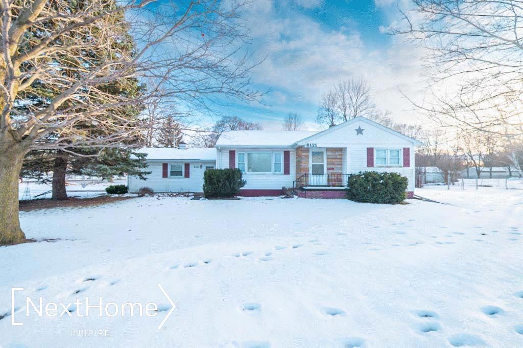 6121 Corunna Road Flint, MI 48532 - Photo 2 of 19 50164884-f3e3fb08-e3c5-4a51-abb8-29304511d2db.JPG