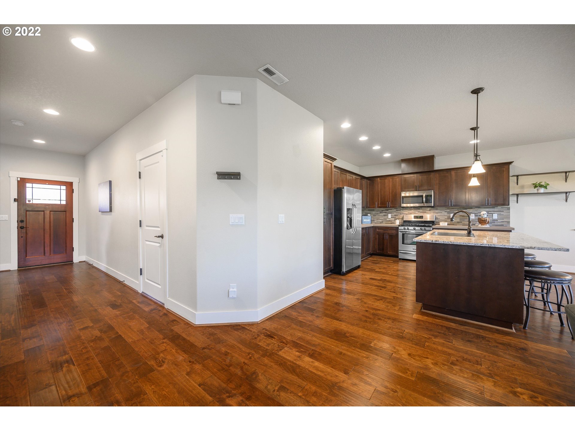 9940 Southwest Old Weir Road Beaverton, OR 97008 - Photo 15 of 32 Gallery Image 15