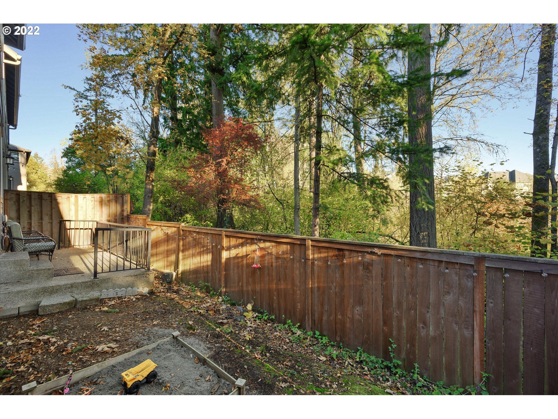9940 Southwest Old Weir Road Beaverton, OR 97008 - Photo 29 of 32 Backyard