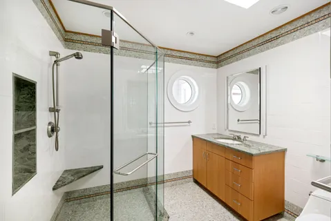 $4,295,000 | 156 West West Lake Drive, Montauk, NY 11954