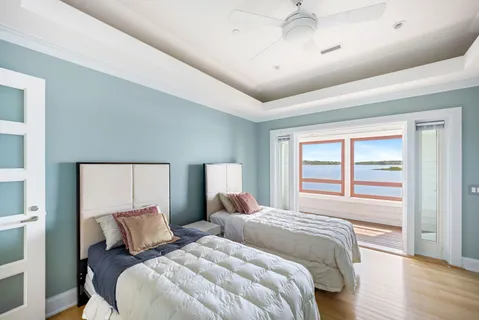 $4,295,000 | 156 West West Lake Drive, Montauk, NY 11954
