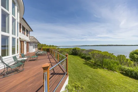 $4,295,000 | 156 West West Lake Drive, Montauk, NY 11954