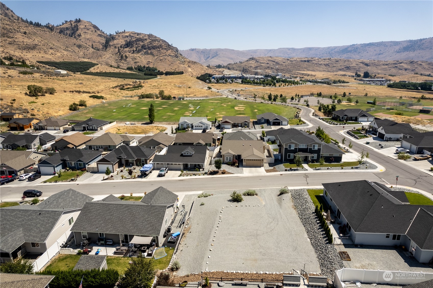 415 Spring View Place Chelan, WA 98816 - Photo 9 of 16 Gallery Image 9