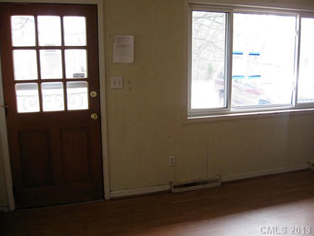 435 Perry Road Troutman, NC 28166 - Photo 3 of 16 Gallery Image 3