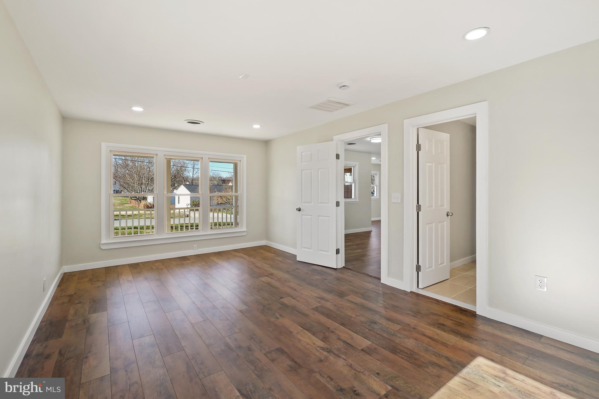 1546 Ridgely Drive Edgewater, MD 21037 - Photo 22 of 55 Primary Bedroom