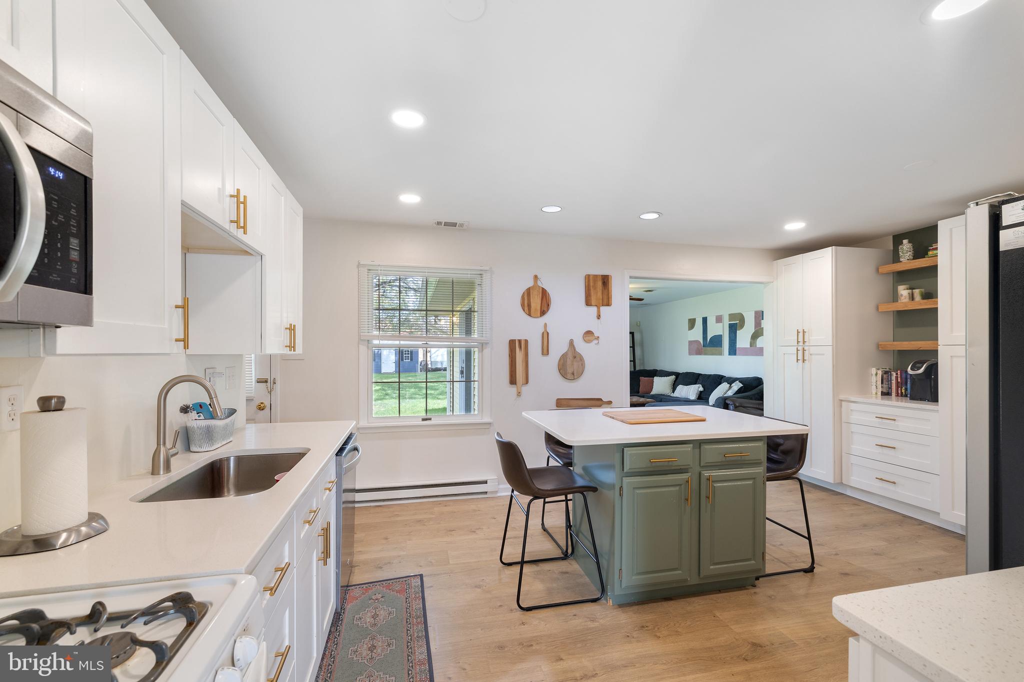 706 Love Point Road Stevensville, MD 21666 - Photo 8 of 29 Gallery Image 8
