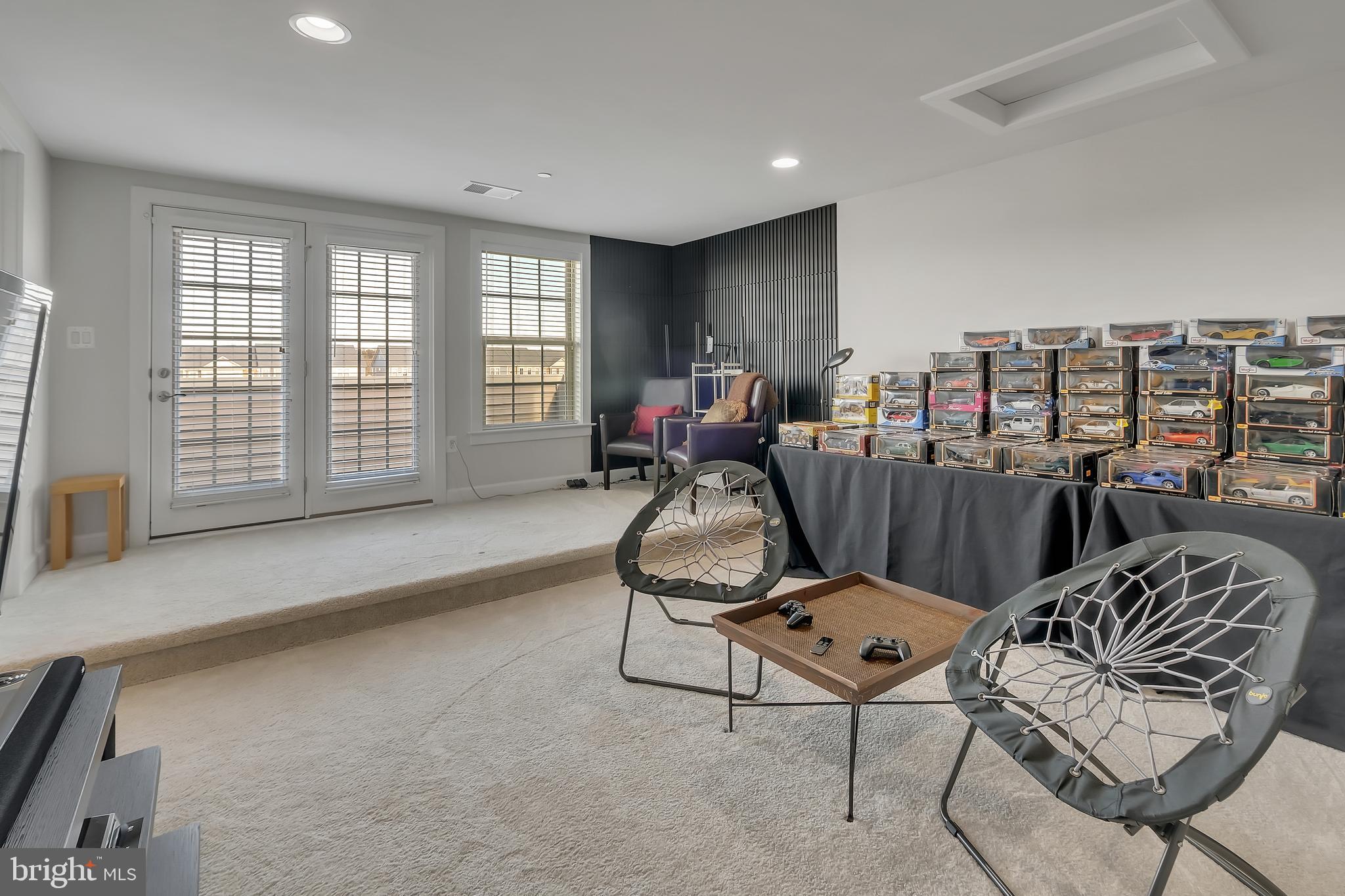 2918 Middleham Court Hanover, MD 21076 - Photo 24 of 37 a view of a livingroom with furniture
