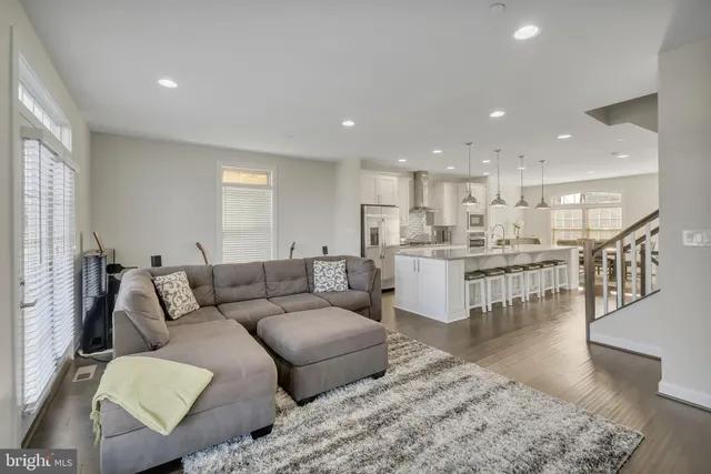 $635,000 | 2918 Middleham Court, Hanover, MD 21076