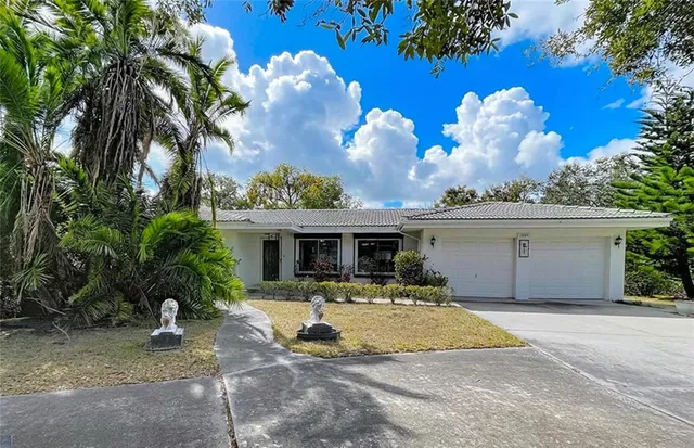 $500,000 | 1002 Bay Breeze Terrace, Largo, FL 33770