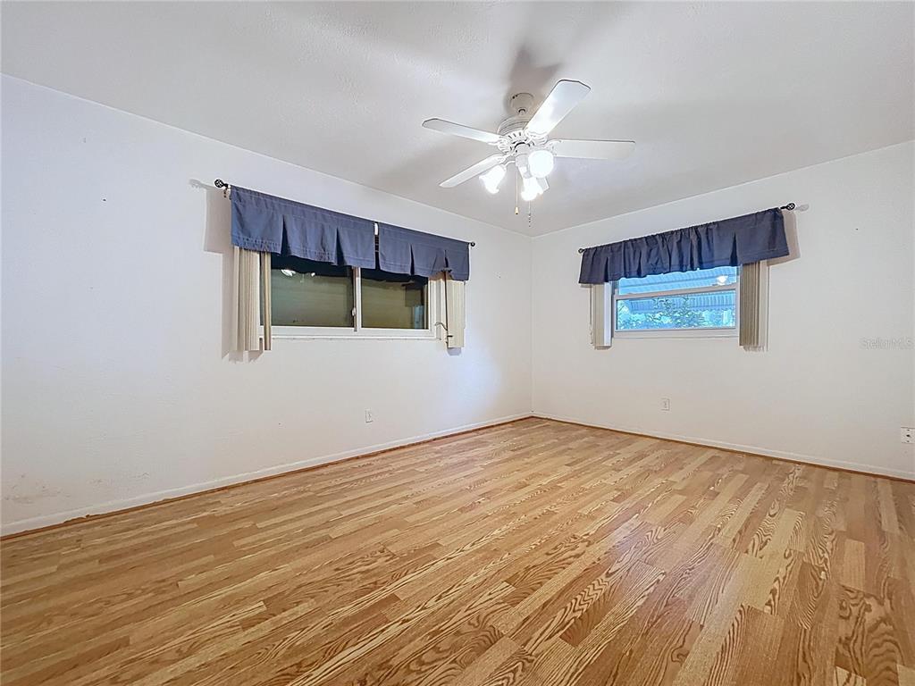 1002 Bay Breeze Terrace Largo, FL 33770 - Photo 27 of 46