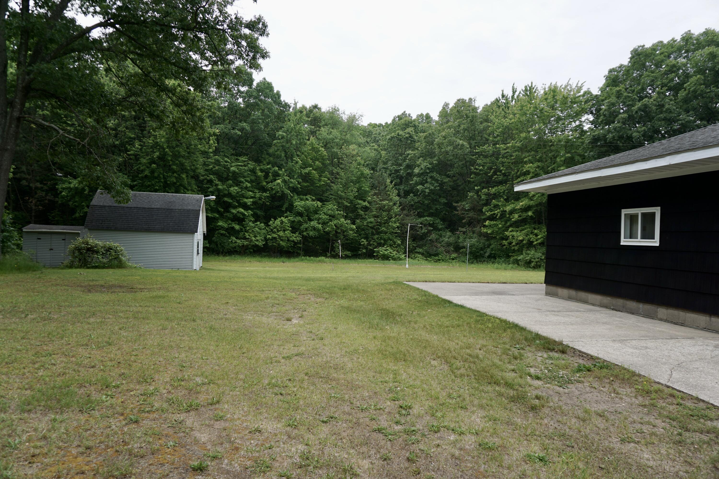 2909 Hall Road Muskegon, MI 49442 - Photo 5 of 28 DSC06004