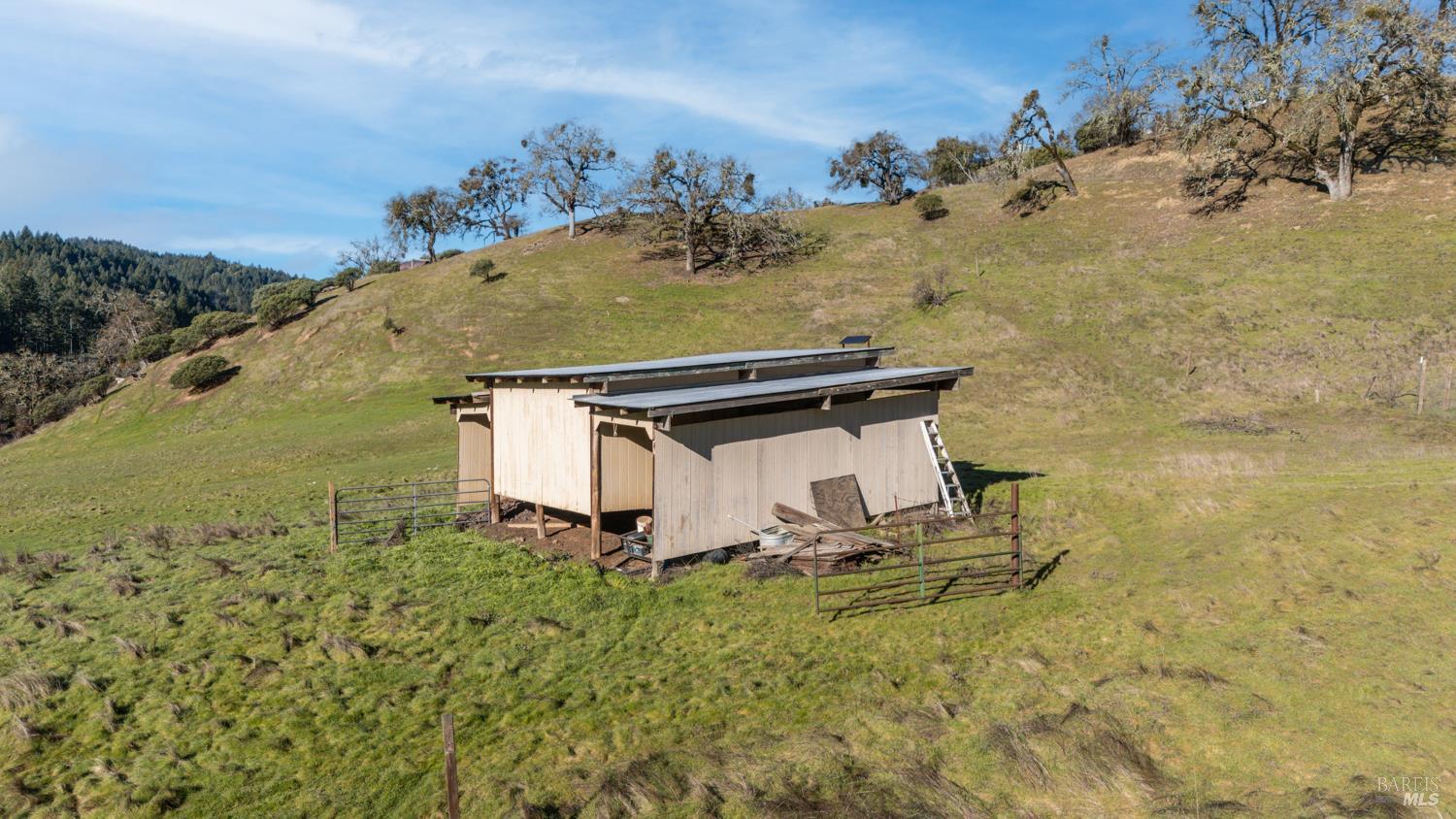 8400 Cave Creek Road Redwood Valley, CA 95470 - Photo 22 of 37