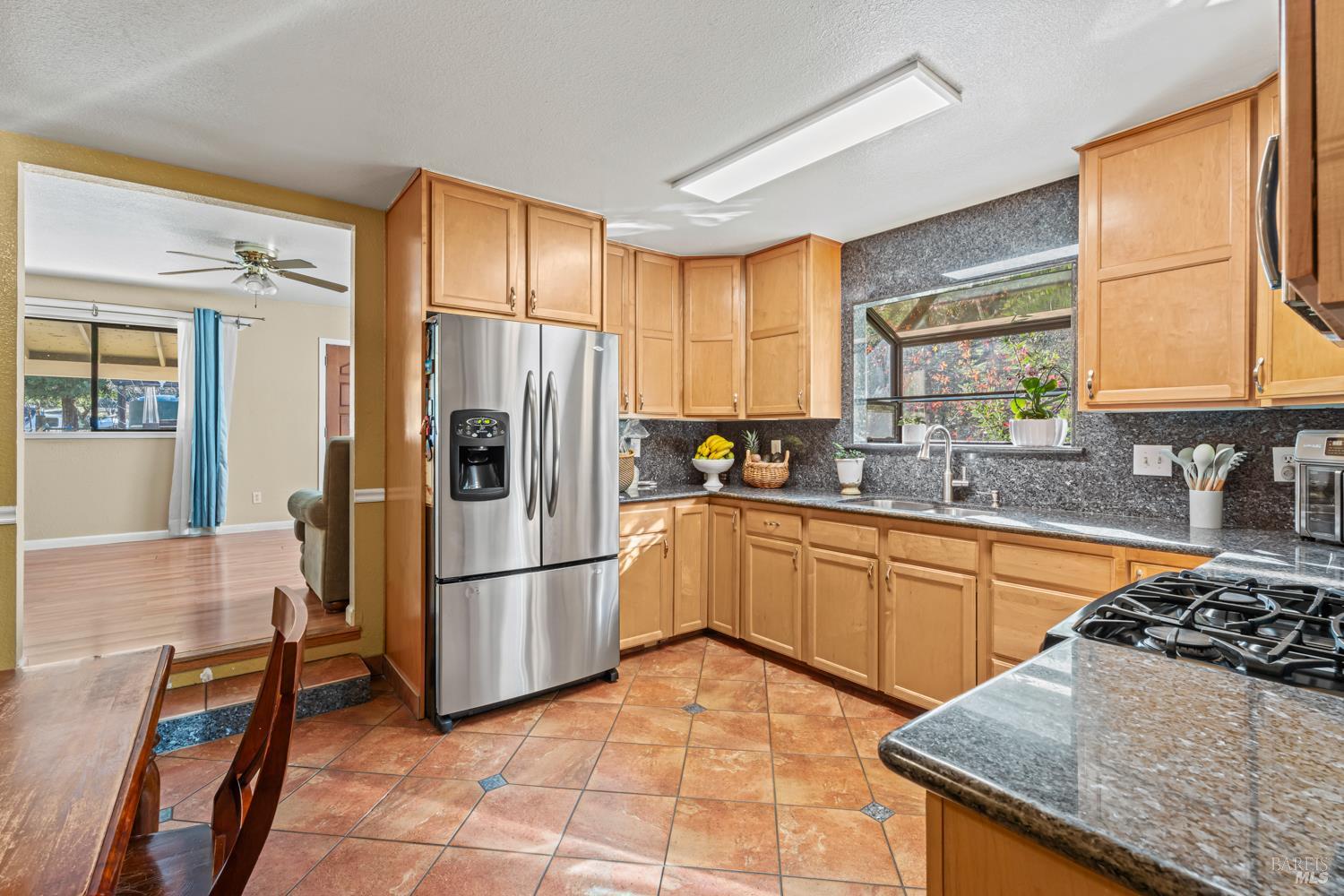 8400 Cave Creek Road Redwood Valley, CA 95470 - Photo 7 of 37