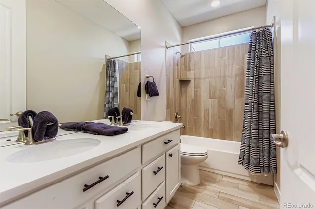 $985,000 | 8267 Arapahoe Peak Street, Littleton, CO 80125