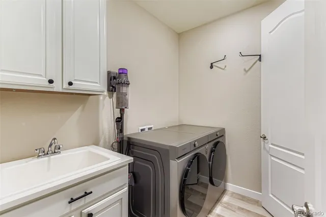 $985,000 | 8267 Arapahoe Peak Street, Littleton, CO 80125