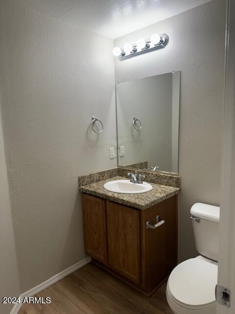 2727 North Price Road, Unit 47 Chandler, AZ 85224 - Photo 12 of 20 Half Bath