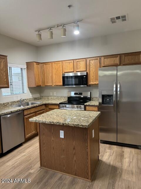 2727 North Price Road, Unit 47 Chandler, AZ 85224 - Photo 2 of 20 Kitchen