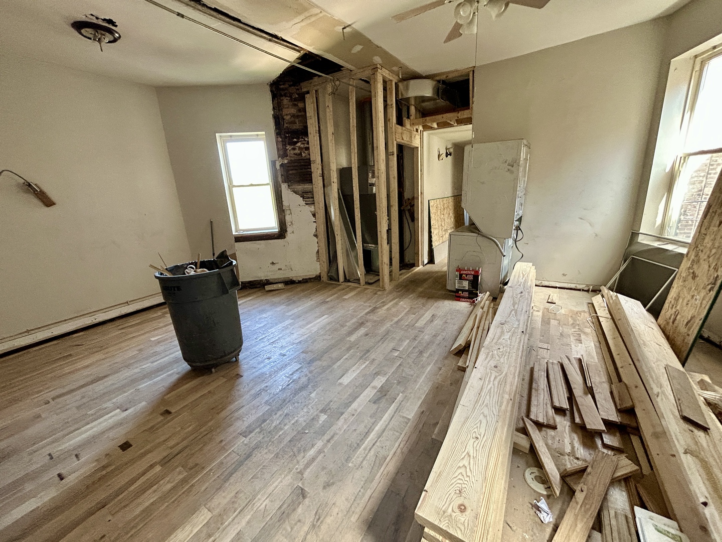 5714 South Prairie Avenue Chicago, IL 60637 - Photo 6 of 39 a bed room with a bed and a window