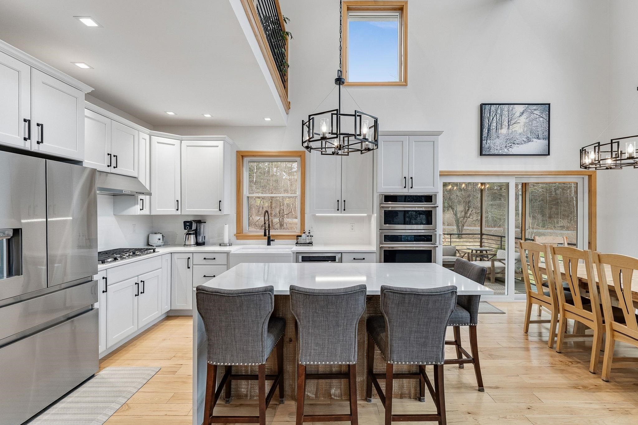 481 Weeks Hill Road Stowe, VT 05672 - Photo 12 of 54