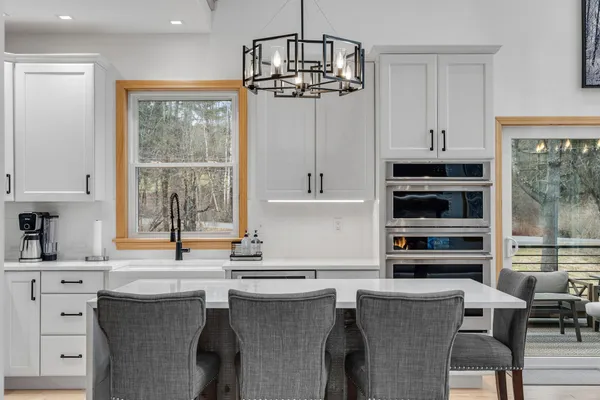 $2,175,000 | 481 Weeks Hill Road, Stowe, VT 05672