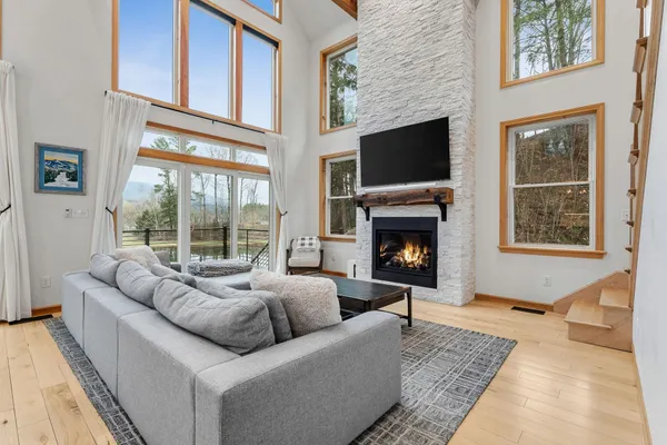 $2,175,000 | 481 Weeks Hill Road, Stowe, VT 05672