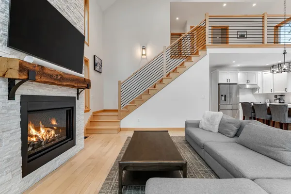 $2,175,000 | 481 Weeks Hill Road, Stowe, VT 05672