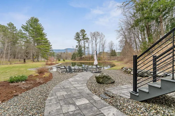 $2,175,000 | 481 Weeks Hill Road, Stowe, VT 05672