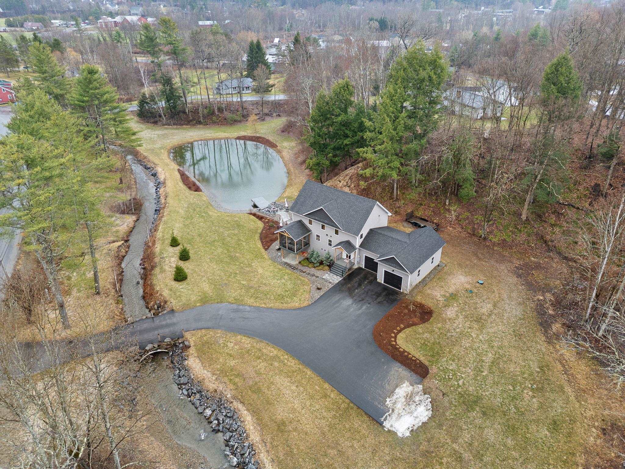 481 Weeks Hill Road Stowe, VT 05672 - Photo 7 of 54