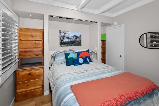 $979,000 | 6817 Birchwood Street, San Diego, CA 92120