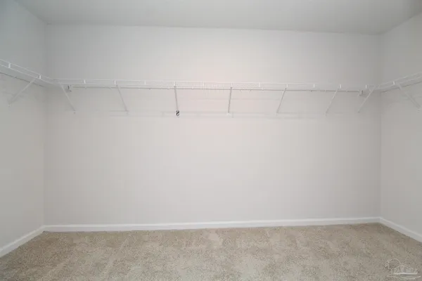 $2,175 | 4650 Red Oak Drive, Milton, FL 32583