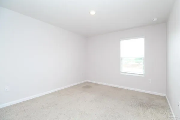 $2,175 | 4650 Red Oak Drive, Milton, FL 32583