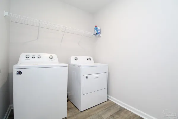 $2,175 | 4650 Red Oak Drive, Milton, FL 32583