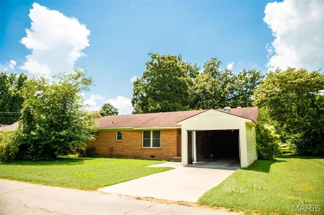 $110,000 | 309 Maple Street, Kennett, MO 63857