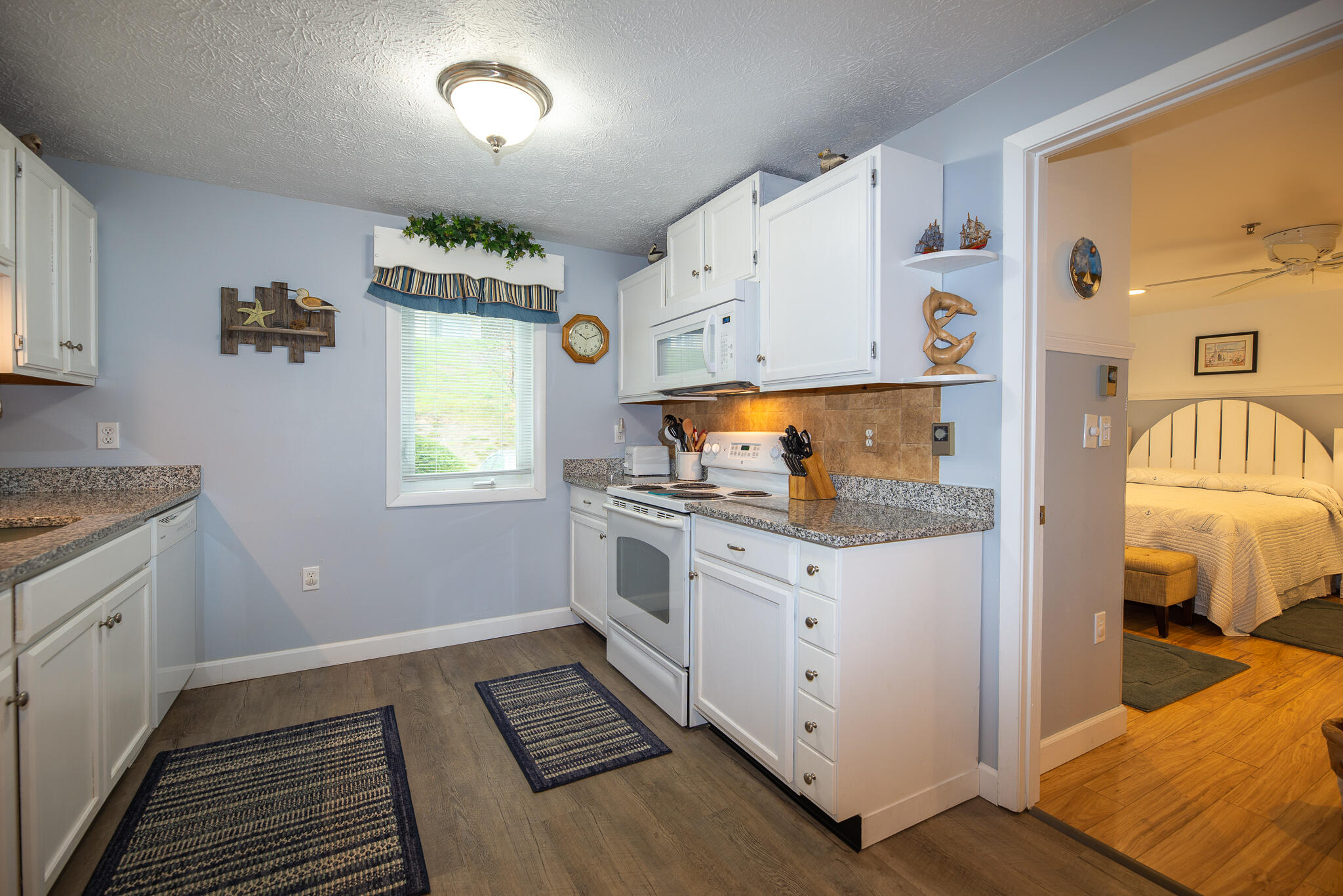 1373 Post Road, Unit 1A Wells, ME 04090 - Photo 2 of 18 DSC_7135
