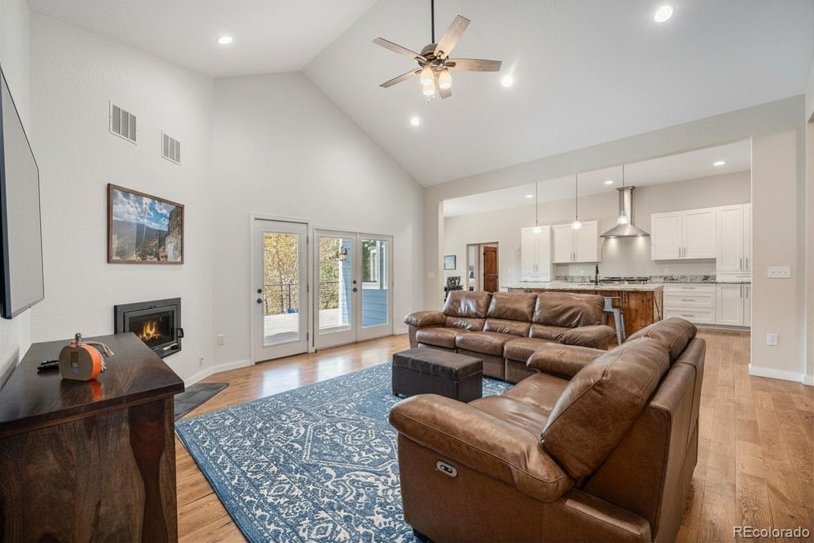 32 Oak Way Evergreen, CO 80439 - Photo 5 of 40