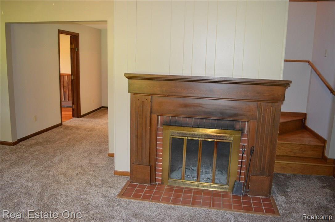 2220 North Tipsico Lake Road Highland, MI 48357 - Photo 19 of 91 DSC_0041.JPG