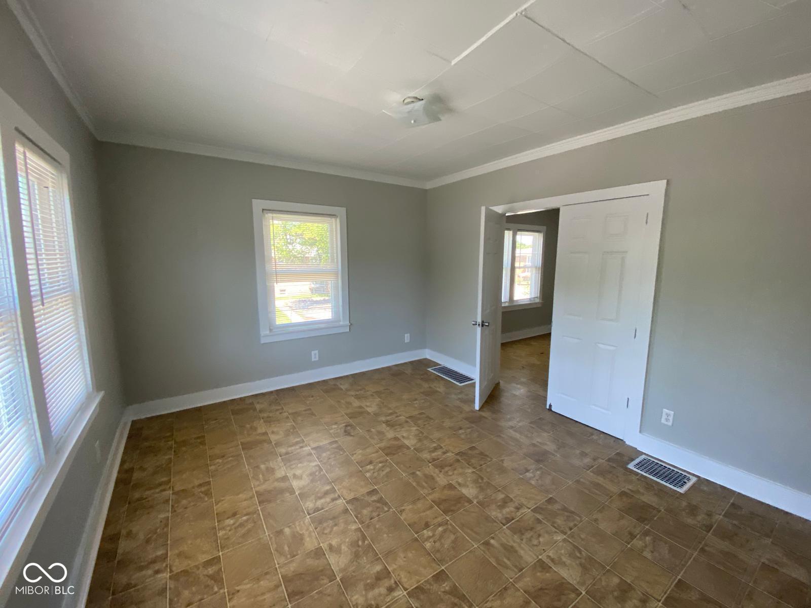 1202 East 8th Street Anderson, IN 46012 - Photo 24 of 34