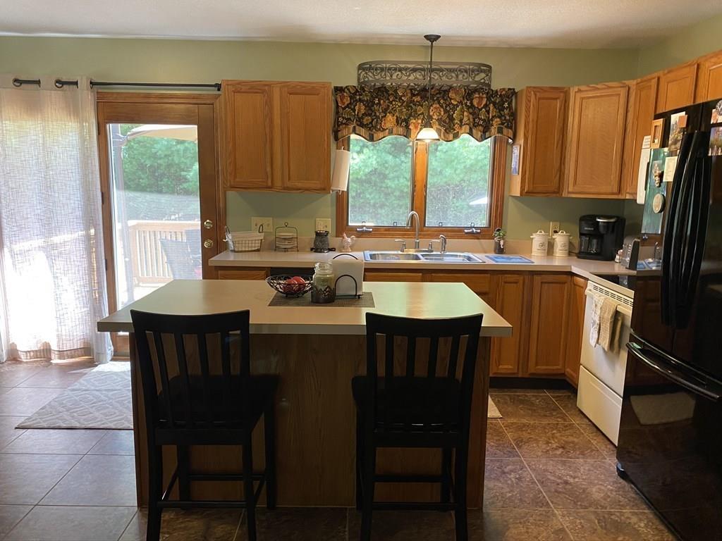 205 Old Warren Road Palmer, MA 01069 - Photo 18 of 37 Gallery Image 18