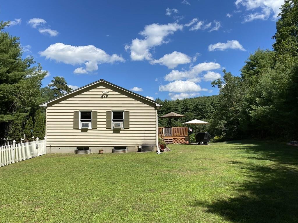 205 Old Warren Road Palmer, MA 01069 - Photo 4 of 37 Gallery Image 4